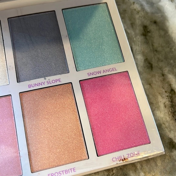 NEW - BH COSMETICS - 6 Color Highlighter Palette - APRÈS IN ASPEN - Picture 10 of 16